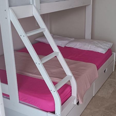 Appart Standing 2 Chambres 2Sdb Clim Piscine Parking Wifi Terrasse 21M2 Local Velo Port-Aventura, Plage, Centre サロウ エクステリア 写真