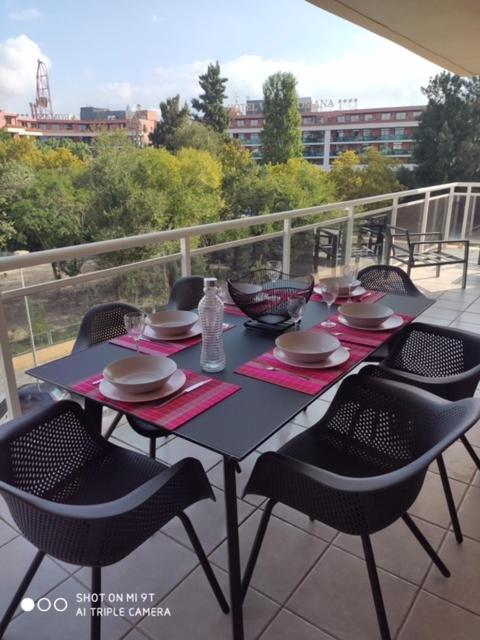 Appart Standing 2 Chambres 2Sdb Clim Piscine Parking Wifi Terrasse 21M2 Local Velo Port-Aventura, Plage, Centre サロウ エクステリア 写真