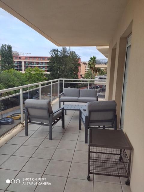 Appart Standing 2 Chambres 2Sdb Clim Piscine Parking Wifi Terrasse 21M2 Local Velo Port-Aventura, Plage, Centre サロウ エクステリア 写真