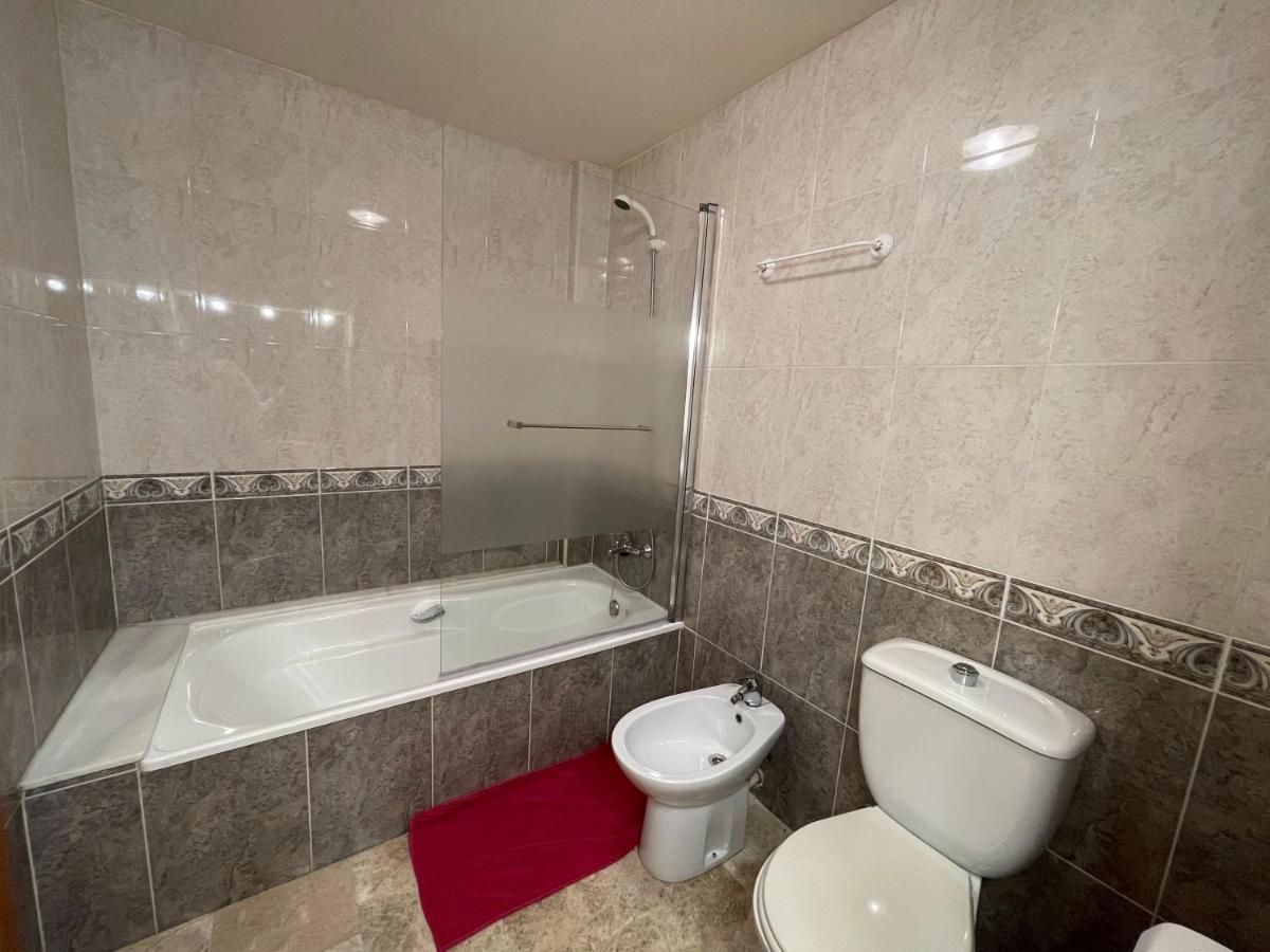 Appart Standing 2 Chambres 2Sdb Clim Piscine Parking Wifi Terrasse 21M2 Local Velo Port-Aventura, Plage, Centre サロウ エクステリア 写真