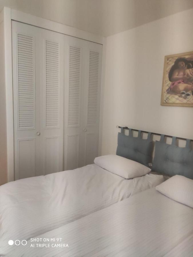 Appart Standing 2 Chambres 2Sdb Clim Piscine Parking Wifi Terrasse 21M2 Local Velo Port-Aventura, Plage, Centre サロウ エクステリア 写真